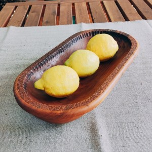 Činija od drveta kajsije
